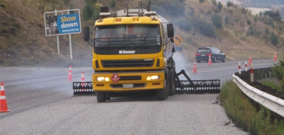 Paving Crew On The Brynderwyns SH1